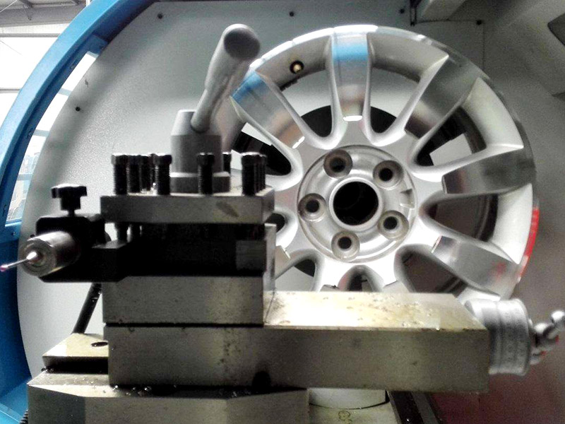 車床車槽都是一次加工到底的嗎？